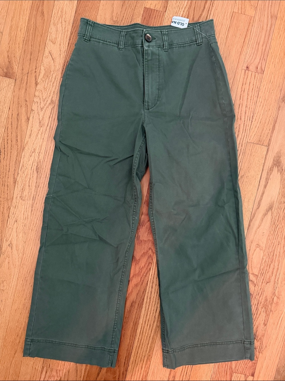 Old Navy Womens Cropped Forest Green Chinos